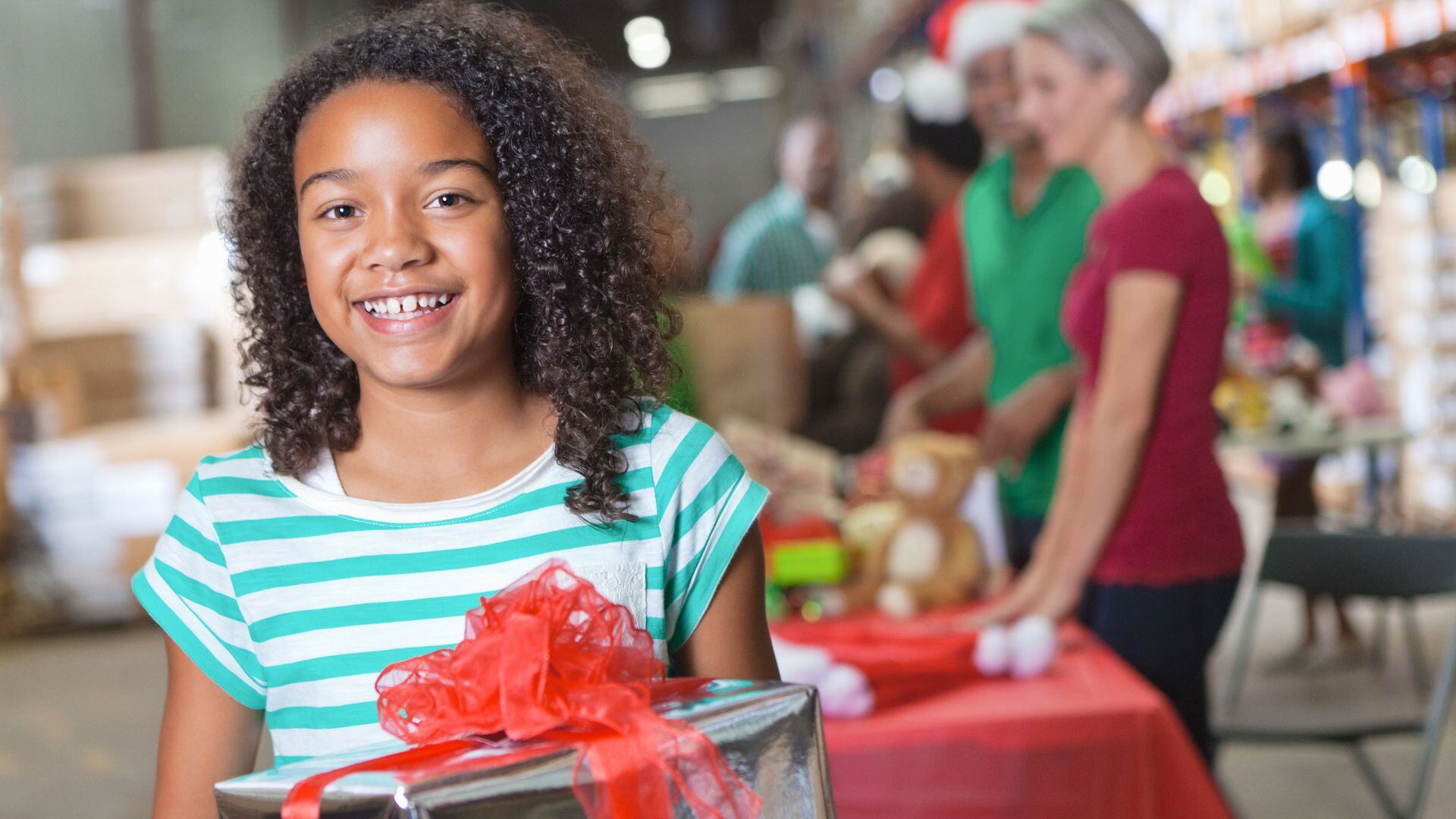 Spreading Cheer Responsibly: The Importance of Background Checks for Holiday Volunteer Programs